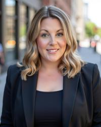 Courtney_Perigo_headshot